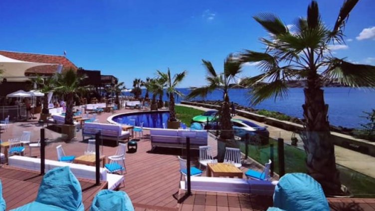 Снимка: Theatro Beach