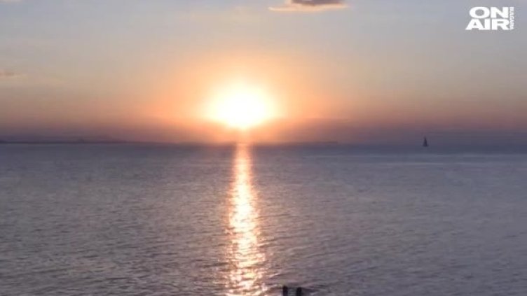 Хиляди посрещнаха изгрева на 1 юли край морето