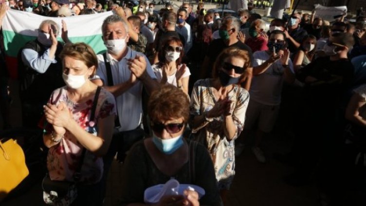 Автошествие в Бургас с искане за смяна на правителството 