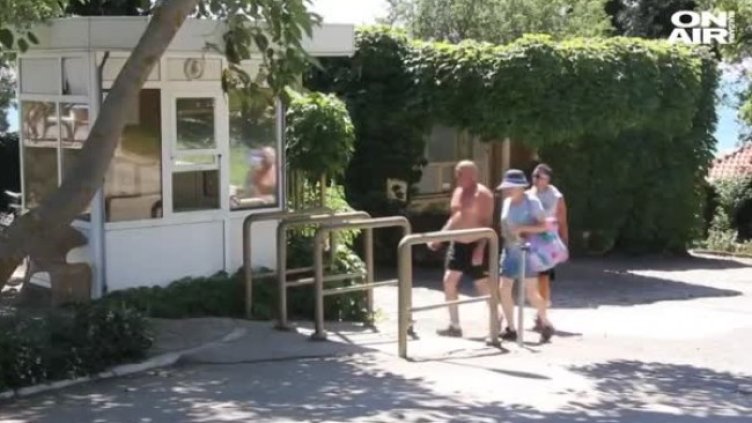 На "Русалка" на море: Бариери няма, входът - 12 лв.