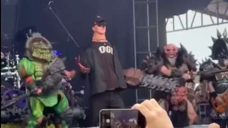 Обезглавиха чучело, наподобяващо Илон Мъск, на рок фестивал в Чикаго ВИДЕО