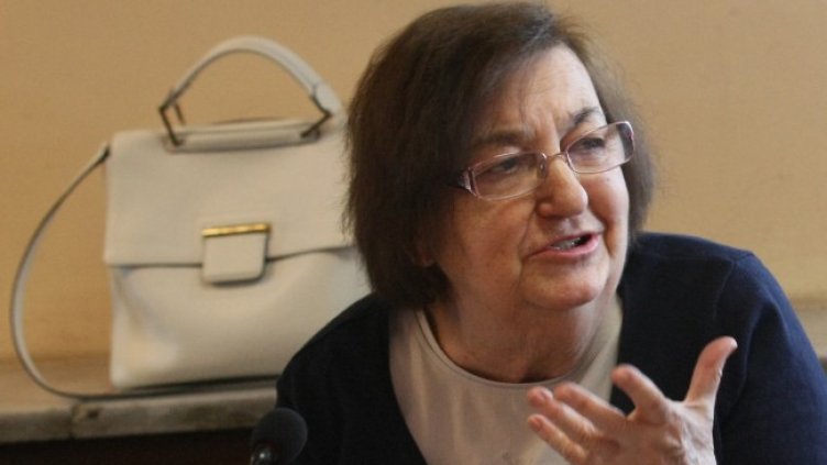 1990 г. - пада чл.1, започва писането на Конституцията... Говори Нора Ананиева 