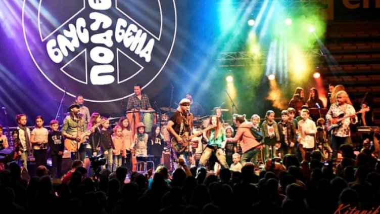 Кадър от "Васко Кръпктата и Подуене Блус Бенд: 30 години на пътя". Снимка: София Филм Фест