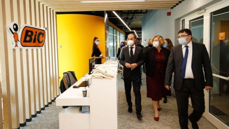 Световният лидер в производството на средства за писане BIC отвори първия по рода си център за споделени услуги в България