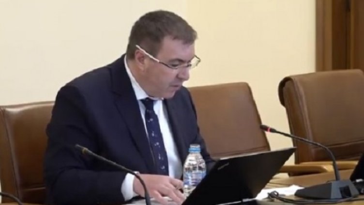 Ангелов: Ваксината на Pfizer у нас до началото на 2021 година