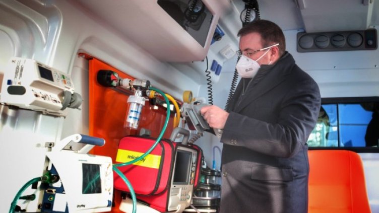 Ангелов бил радетел да се приравнят PCR и антигенен тест