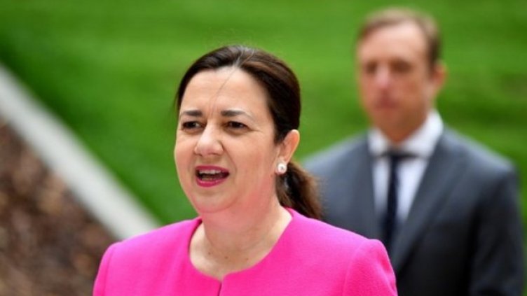 Как се създаде фалшива новина с ваксинация на премиер?