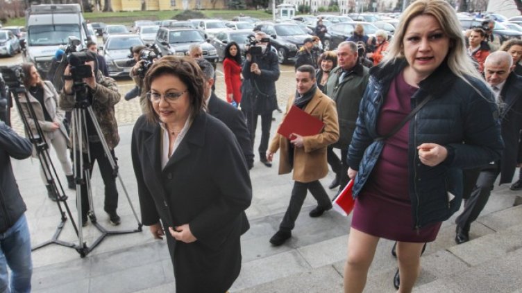 БСП се регистрира за вота, Нинова: Целта е да сме първи
