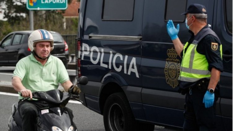 10% от испанците вече са с поне една доза ваксина