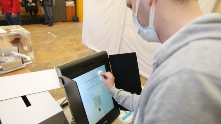 Снимка: Димитър Кьосемарлиев, Dnes.bg