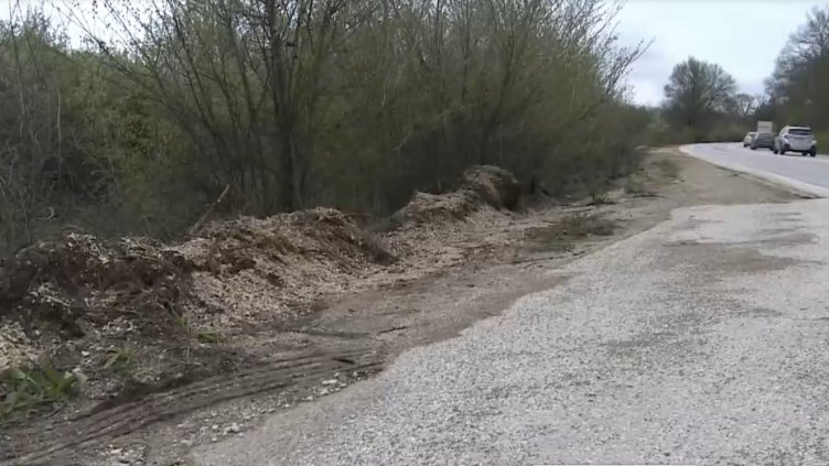 Протест срещу убийствата на пътя пред Съдебната палата в София