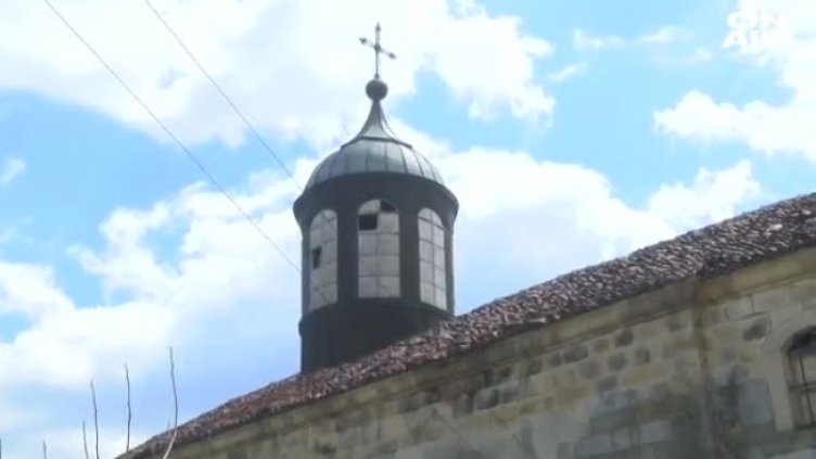 Жители на търновско село събират пари, за да спасят храм на 140 г.
