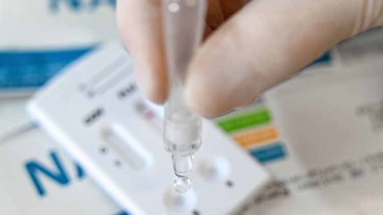 Разкриха мащабна измама с тестове за COVID-19 в Германия