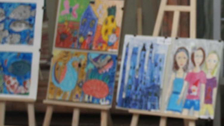 Школите по изкуства също представляват интерес. Снимка: БГНЕС