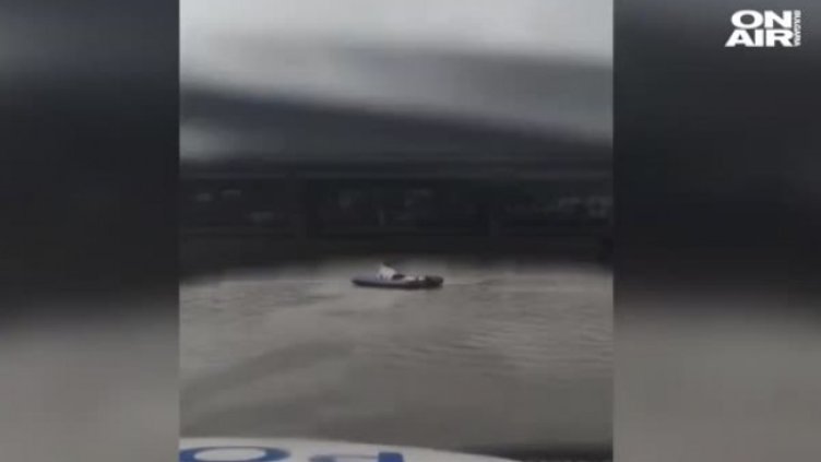 Бургас и морето, но с дюшек в дъжда