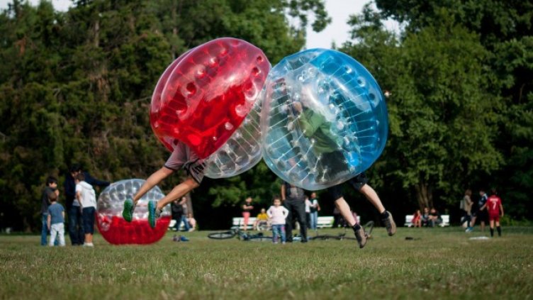 Брънч, турнири по джаги и бабъл футбол на EURO CAMP през уикенда