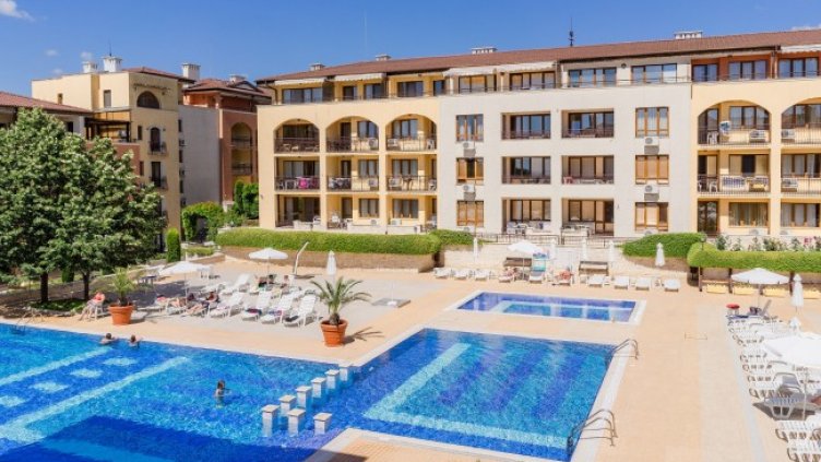 Летен дом или офис на морето – вашият избор за едно незабравимо лято