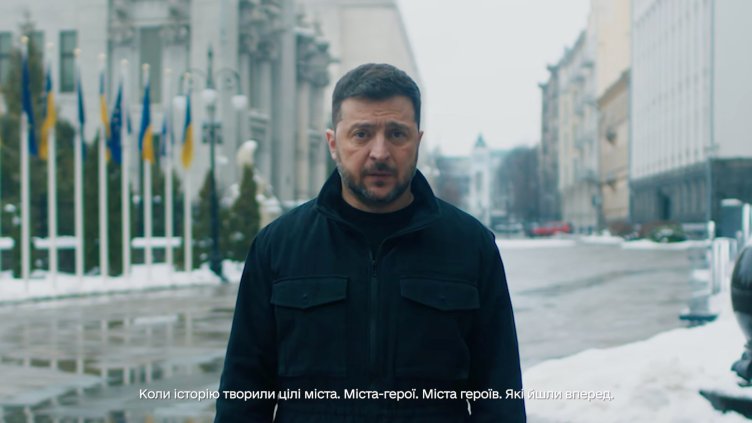 Зеленски: Днес се навършват точно четири години, откакто Путин превзе Киев за три дни ВИДЕО