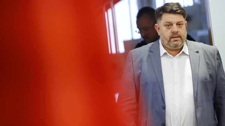 Част от структурите на БСП искат оставката на Зафиров и свикване на конгрес