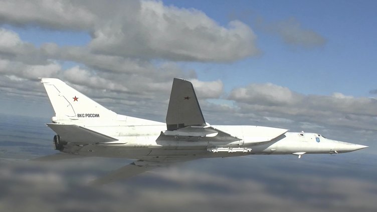 Руски свръхзвукови бомбардировачи Ту-22М3 са патрулирали над Баренцово море