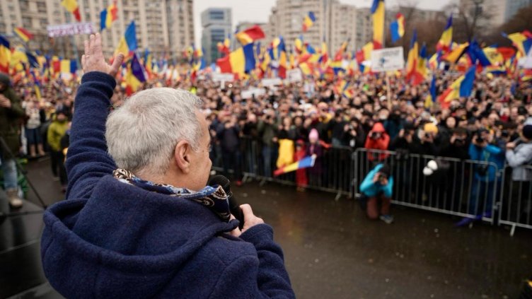 Снимка Călin Georgescu OFFICIAL ACCOUNT