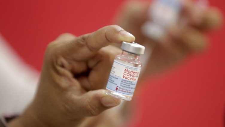 В Япония изтеглиха още 1 млн. дози от ваксината на "Модерна"