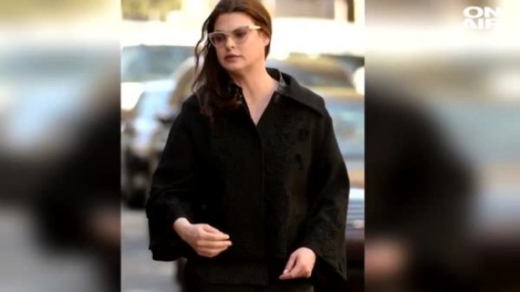 Линда Еванджелиста съди козметична клиника за $50 млн