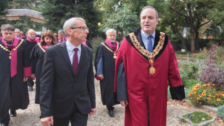 Герджиков приема подкрепа от всички партии, най-вече от десните