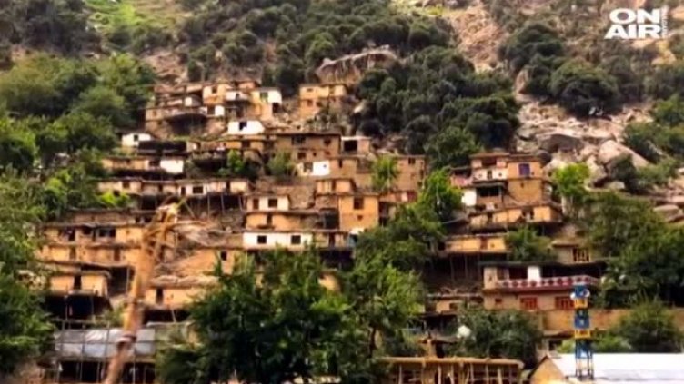 Опиумът осигурява половината от БВП на Афганистан, в който милиони гладуват 