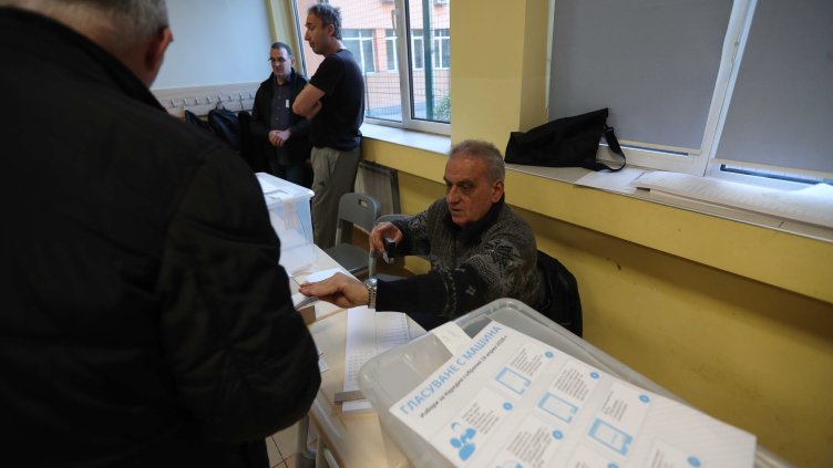 Димитър Кьосемарлиев, Dnes.bg