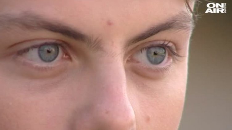 Синът на Милен Велчев участник в кампания за ваксини в училище