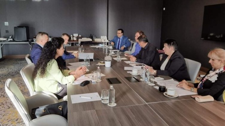 Политиките на министерството на туризма да се задават от туристическия бранш, а не от чиновниците