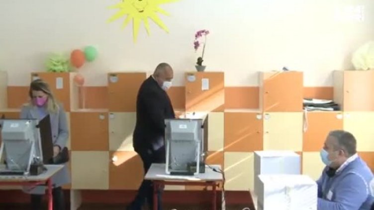 Има ли криза в дясното политическо пространство?