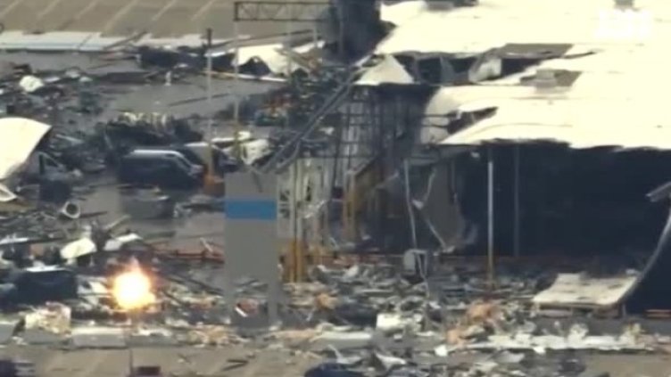 Десетки жерти на опустошителни бури с торнадо в САЩ 