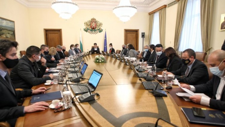 МС удължи мярката за запазване на заетост 60/40 с два месеца 