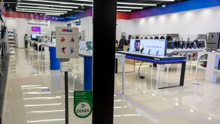 Шоурумите на eMAG са първите търговски обекти у нас със сертификат DEKRA