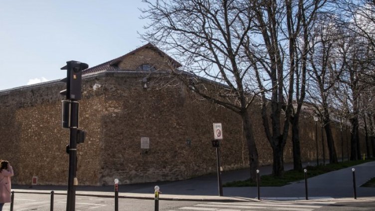 Затворът в Париж. Снимка: БГНЕС