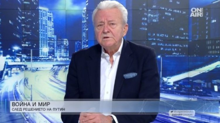 Поведението на Путин е пълно с парадокси, смята Асен Агов