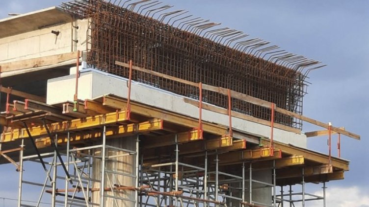 Продължава строителството на четири нови надлези по жп линията Пловдив – Бургас