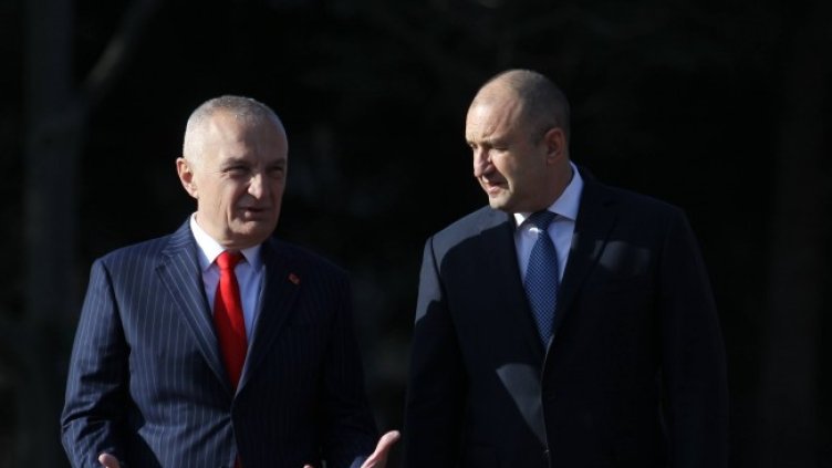 Снимка: Investor