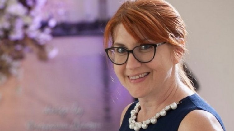 Д-р Угринова