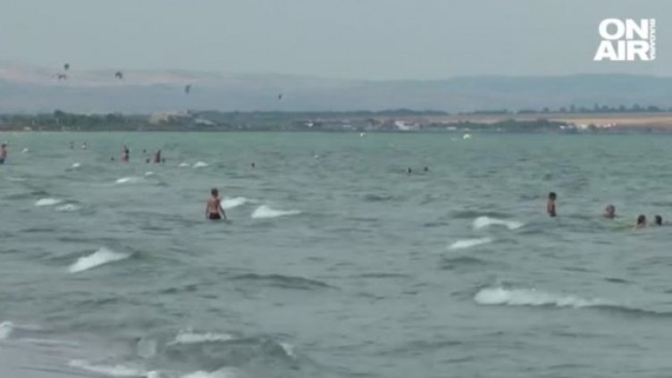 Момиче на дюшек стигна от Румъния до България