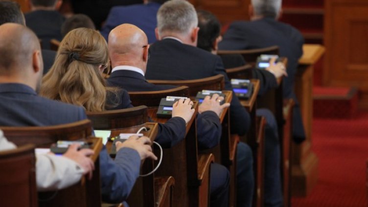 Отива ли си парламентаризмът? Снимка: Димитър Кьосемарлиев, Dnes.bg