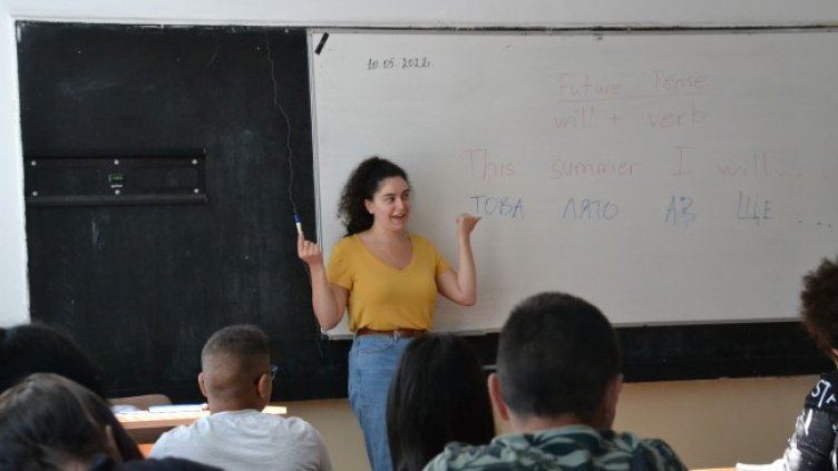 Отново на училище с усмивка