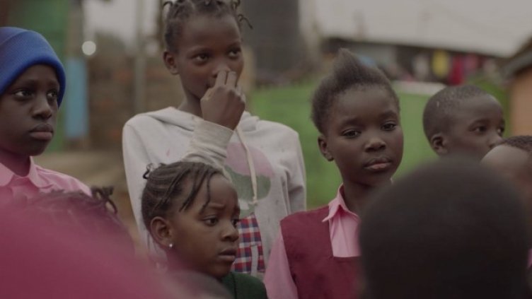 Кадър от филма "Майка"