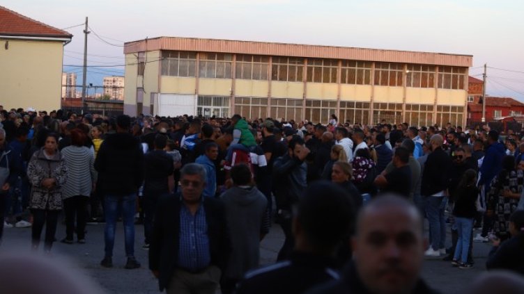 Протест за справедлив процес след смъртта на таксиметровия шофьор. Снимка: БГНЕС