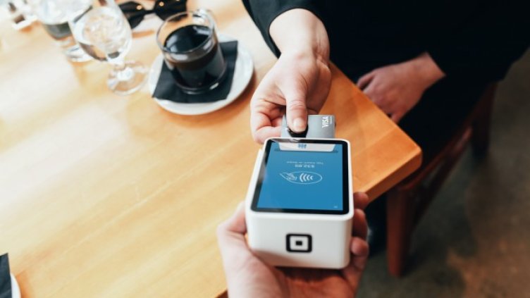 Снимка: Банка ДСК