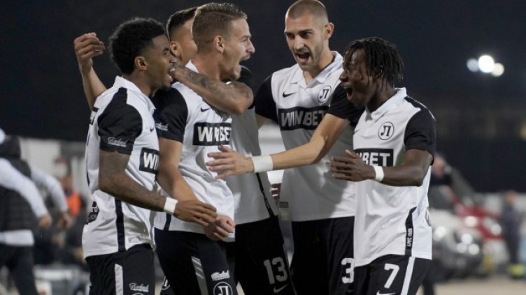 Снимка: Lap.bg