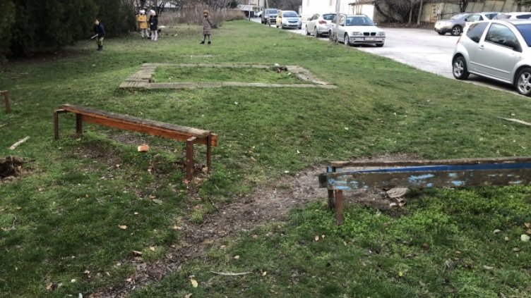 Снимка: Helpbook