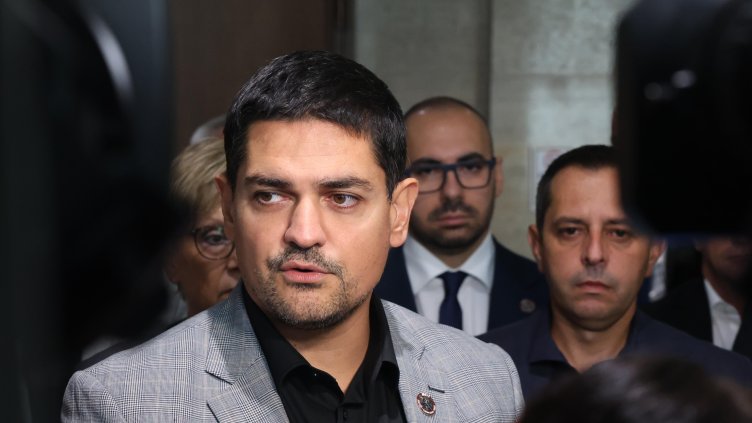 Радостин Василев прогнозира предсрочни избори напролет 